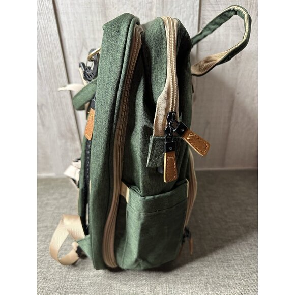 Susisal Diaper Bag Backpack with Built In Changing Station Bassinet Green Beige - Picture 9 of 11